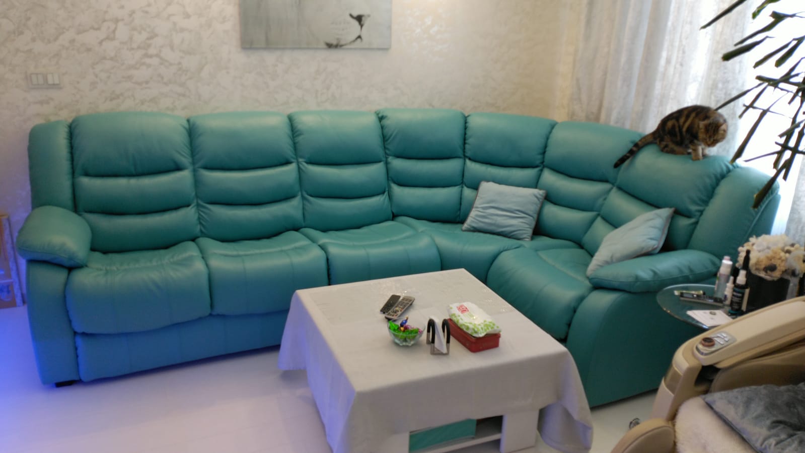 Перетяжка дивана на дому. Автозаводская